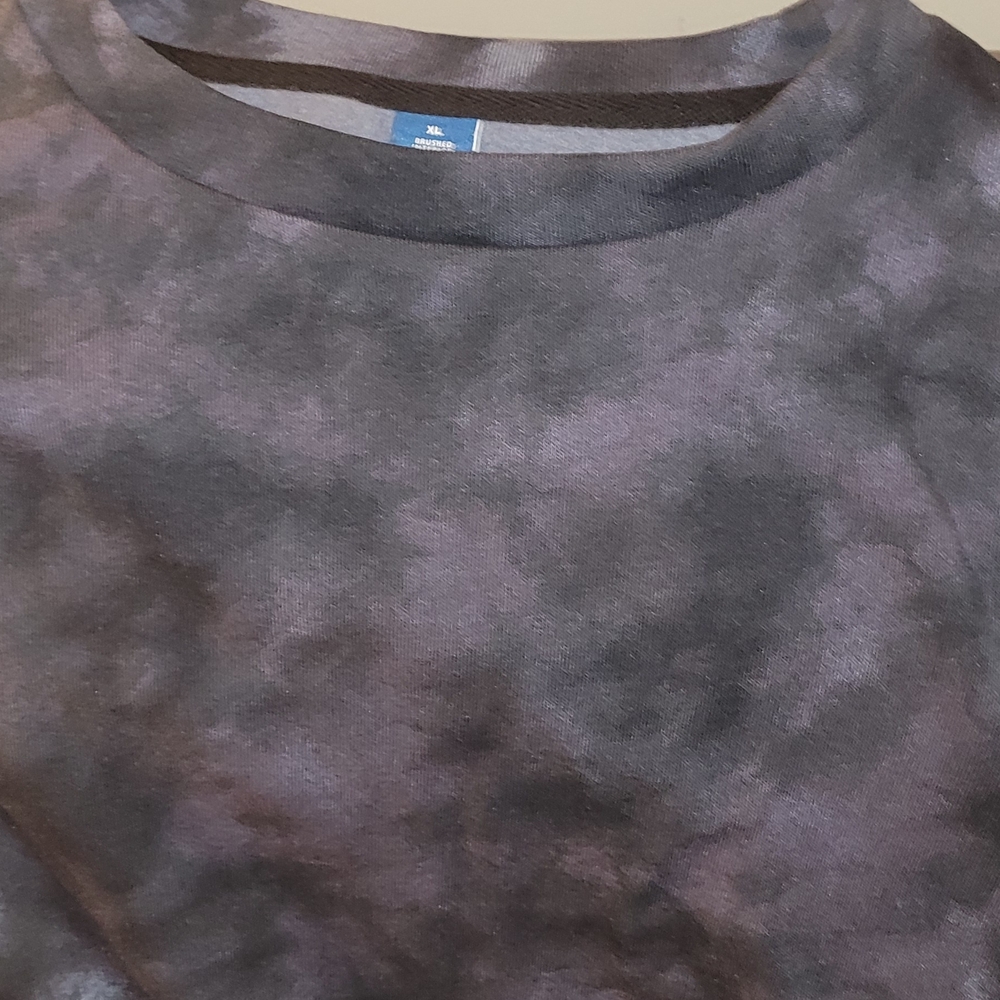 Tie-Dye Long Sleeve Shirt